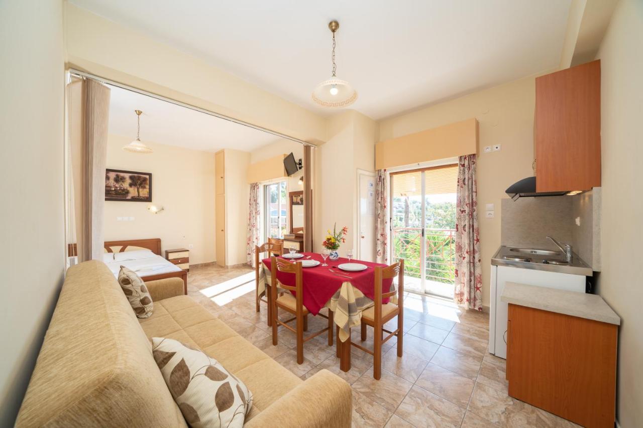 Lorenzo House Apartments Lassi  Luaran gambar