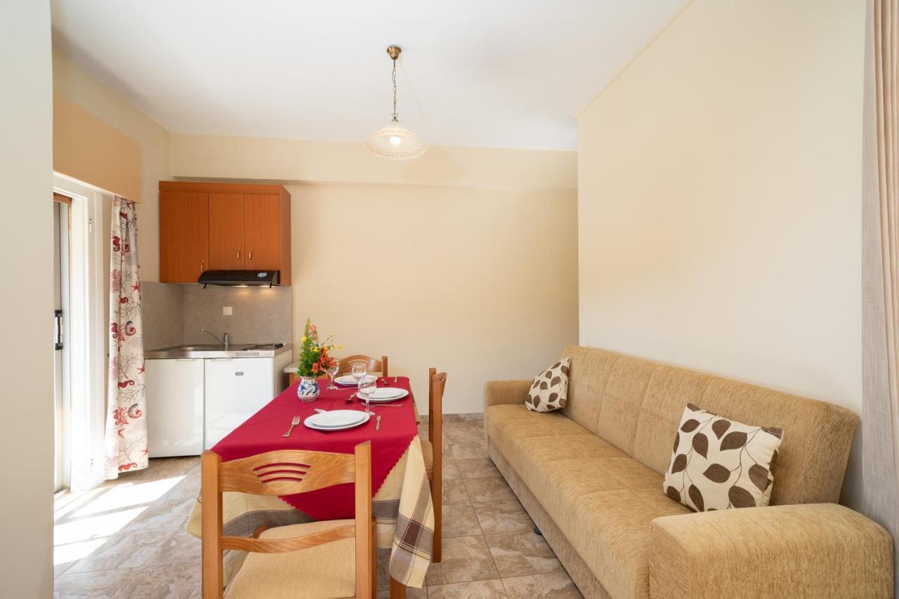 Lorenzo House Apartments Lassi  Luaran gambar