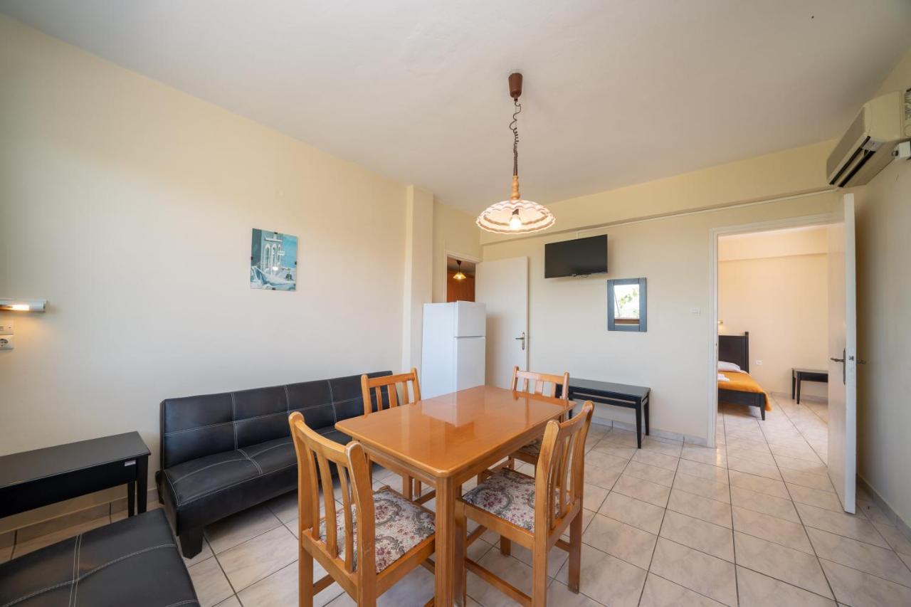Lorenzo House Apartments Lassi  Luaran gambar